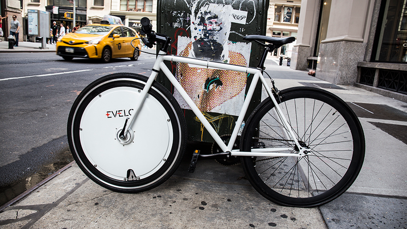 Illustration for article titled Make Any Bike Electric With This Add-On Wheel